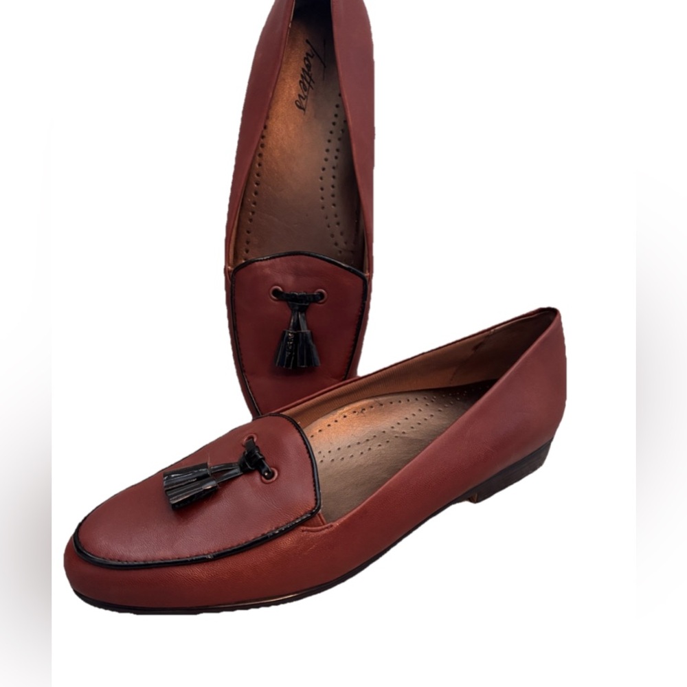 Trotters Leana Tassled Soft Leather Loafer Cognac & Black 8.5 M